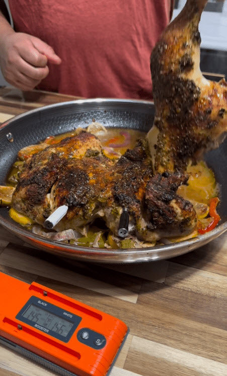 Poulet rôti d'inspiration caribéenne avec assaisonnement vert
