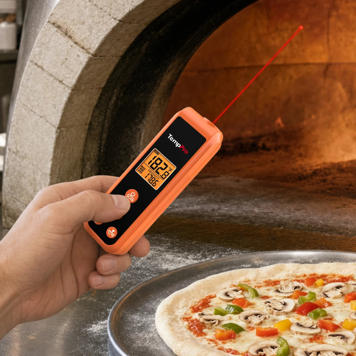 Pistolet thermomètre infrarouge TempPro TempScan CORE TP410 — Température de surface sans contact, D:S 12:1